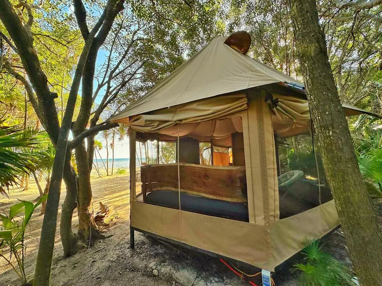 Beachfront Luxury Glamping Punta Allen 0*,  Mexico